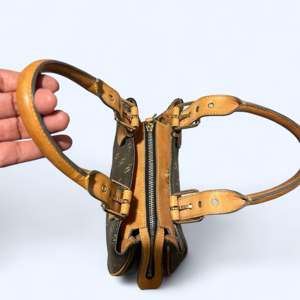 Dooney & Bourke - Picture 2 of 7